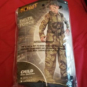 Boys combat Delta force costume Size 4-6